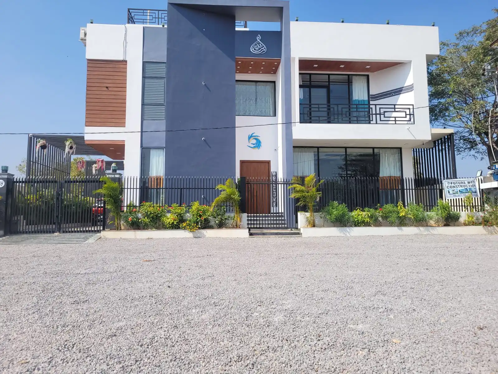 Villa 97 – Moinabad